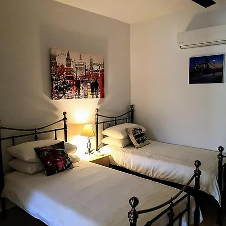 Casa Deni Bed & Breakfast